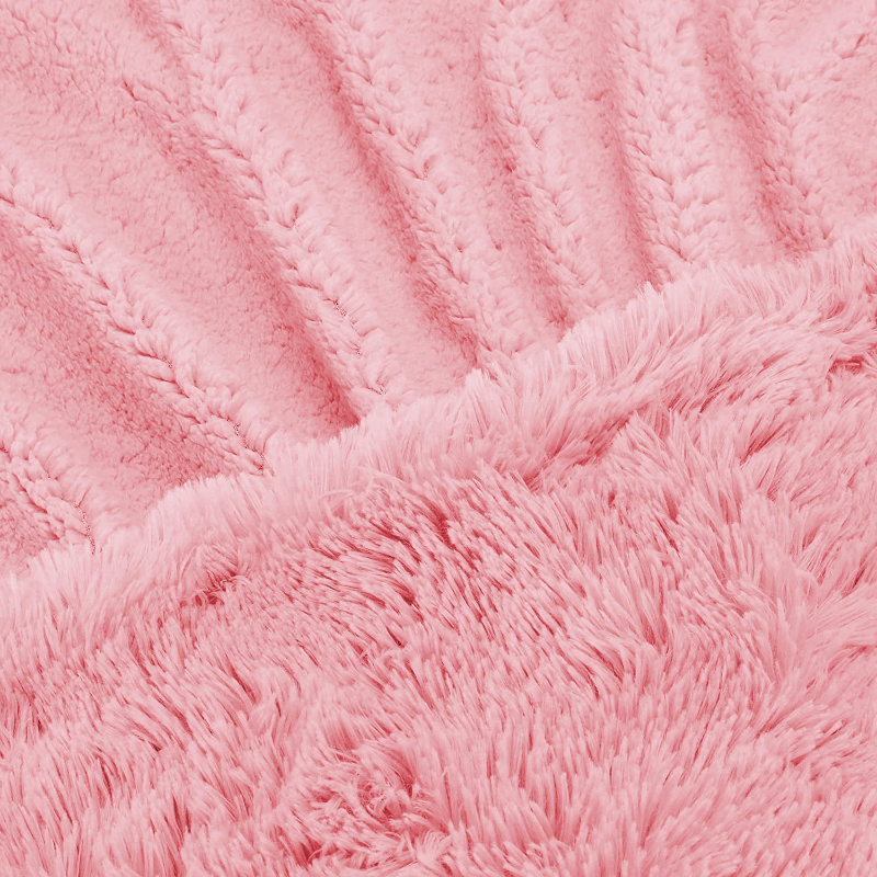 Plaid fausse fourrure rose