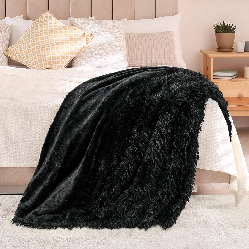 Plaid fausse fourrure noir