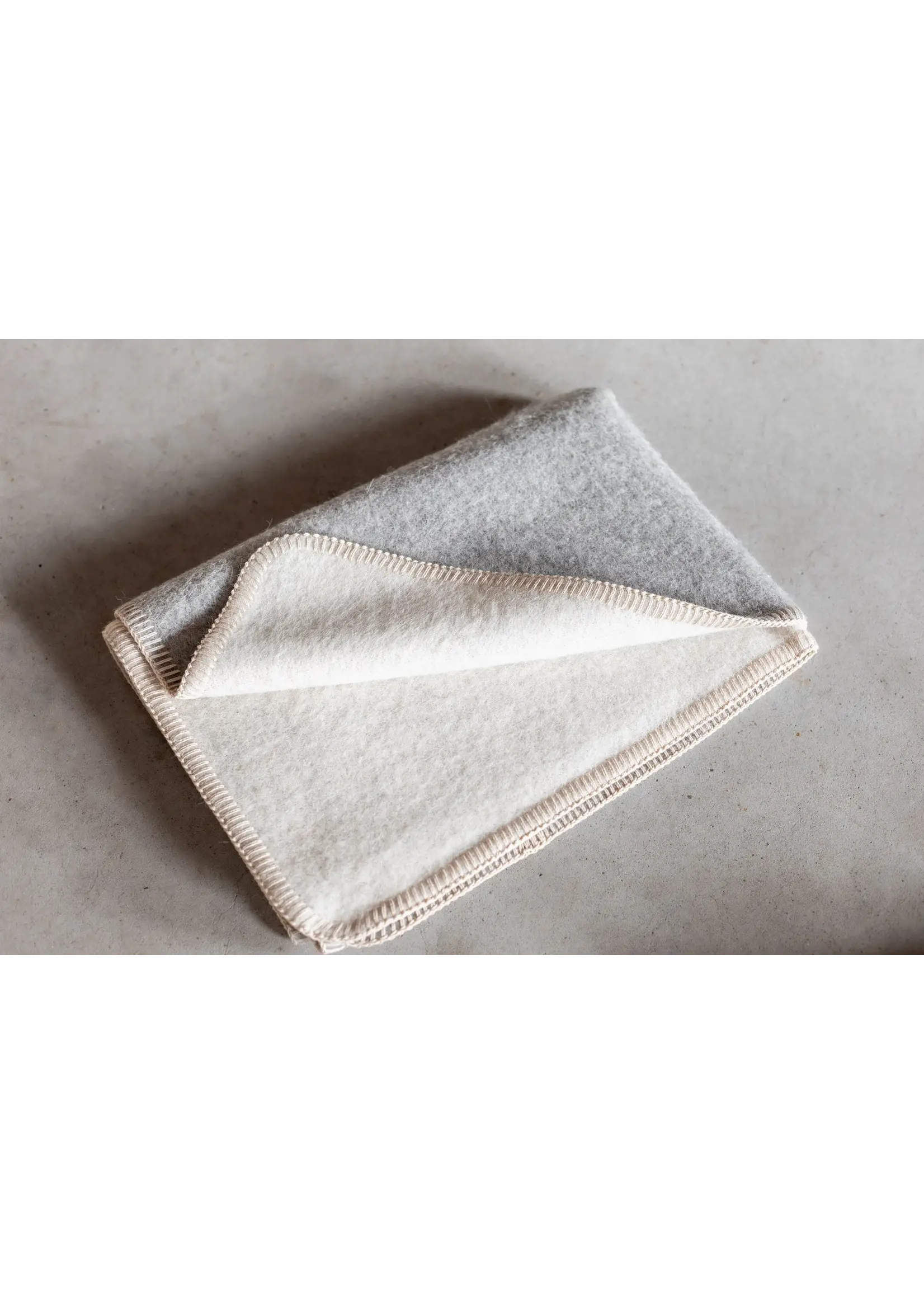 Couverture Bébé Alpaga Gris Clair