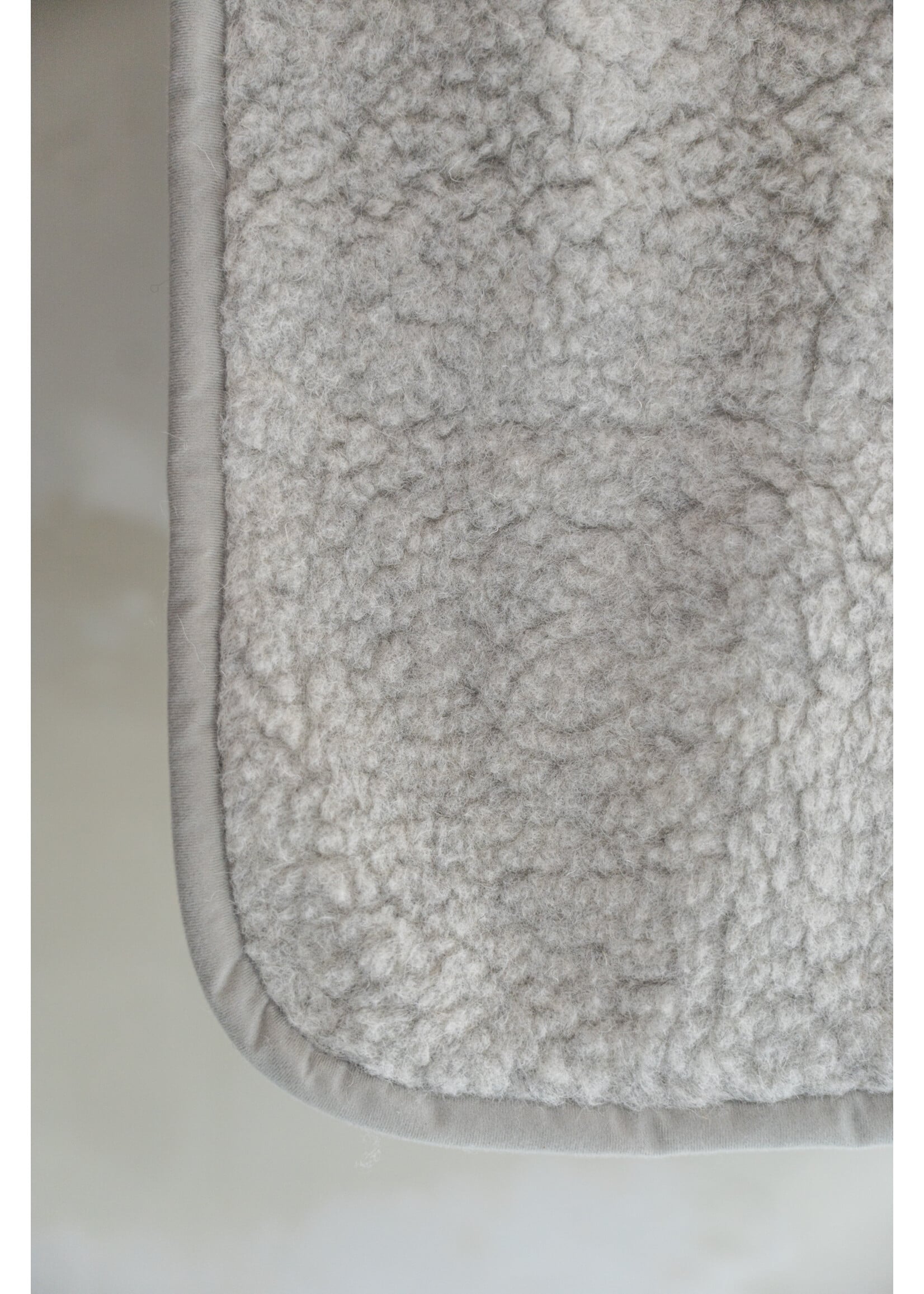 Couverture Bébé Laine de Mouton Gris